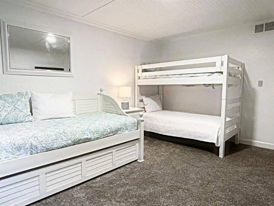 *Top Notch Family Space*Pool*Steps To The Sand*Huge Master*Wt0 Myrtle Beach Exterior photo